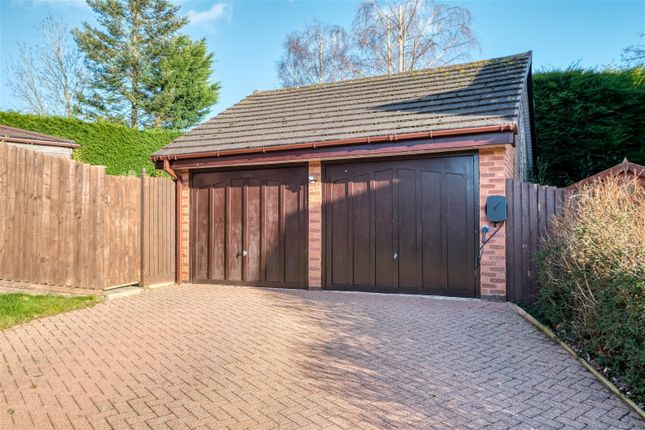 Detached house for sale in Thorncliffe Close, Callow Hill, Redditch