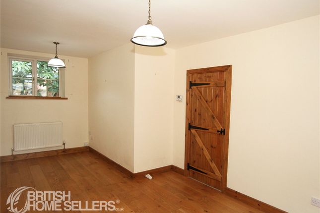 18, Park Mews, Riddings photo 4