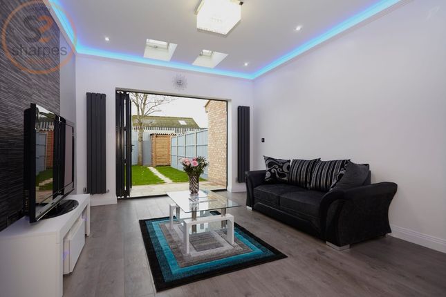Room 1 25 Rose Avenue, Mitcham photo 4