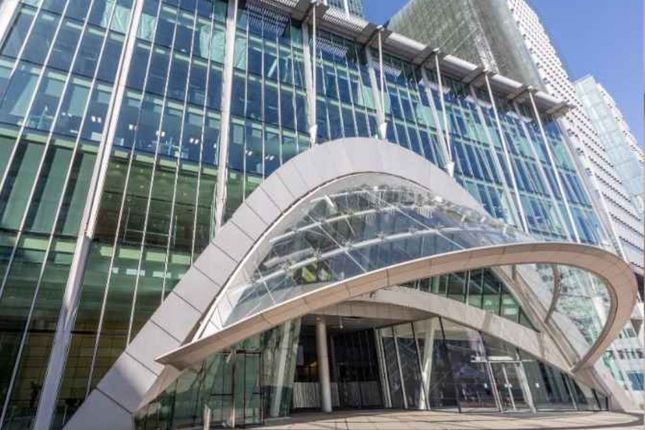 Office to let in Ropemaker Street, London