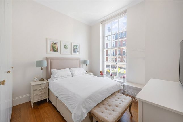 Flat 5, 51, Queens Gate Terrace, London photo 4