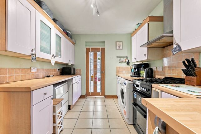 25 Portland Street, Chesterfield photo 4