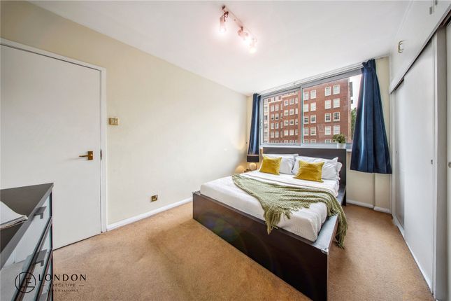 8, Fitzhardinge House, London photo 2