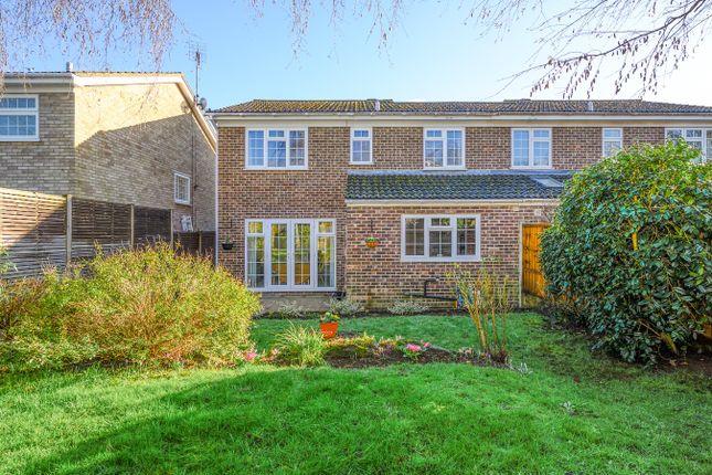 41, Mayfield Gardens, Walton-on-Thames photo 4