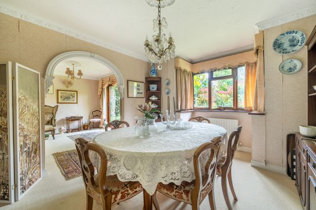 3, Brackenlea, Surrey photo 4