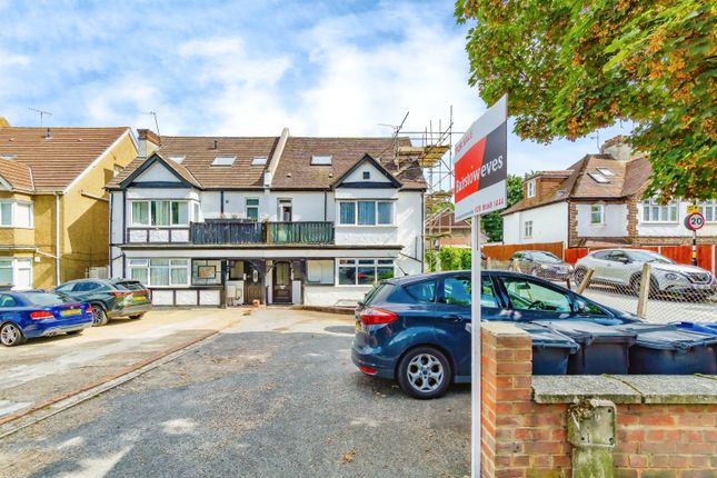 1-bed flat on Flat 3, 57, Brighton Road, Purley, £180,000