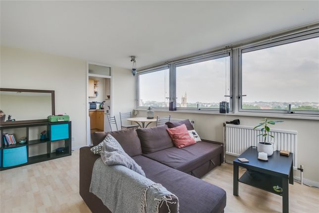 Flat to rent in Wendling, Haverstock Road