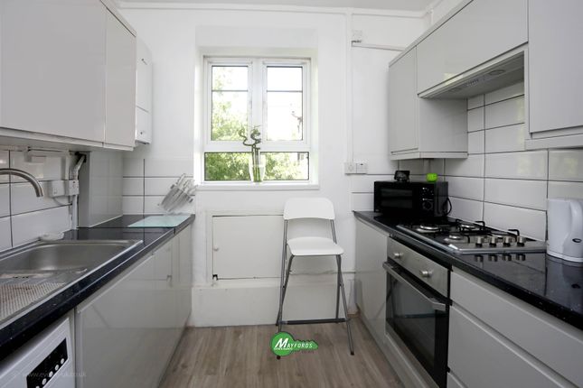 1 bed flat for sale in White City Estate, London, London W12