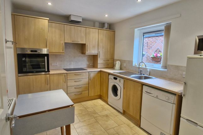 22 Reeve Court, Elton Head Rd, St. Helens photo 3