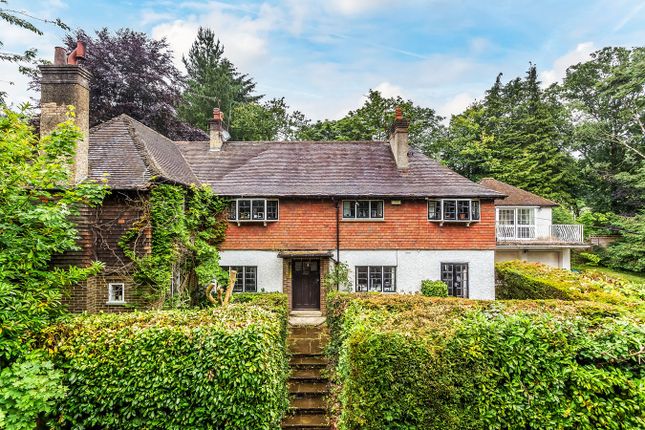 Thumbnail Detached house for sale in Brassey Road, Oxted