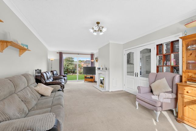 6, Southfield Close, Hadleigh photo 4