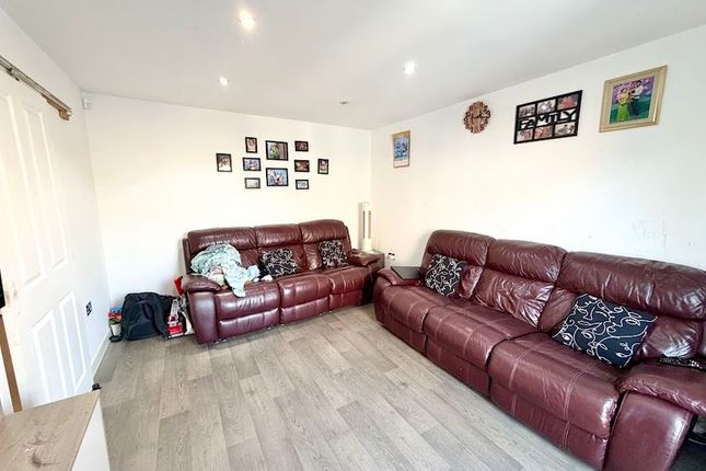 3, Ansel Adams Way, Harrow photo 3