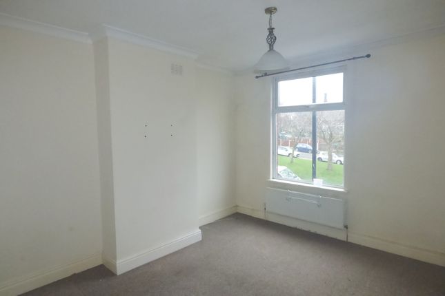 Terraced house for sale in Henley Crescent, Leeds