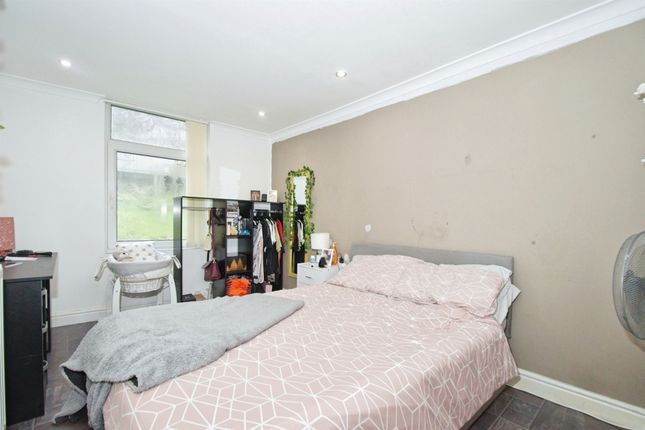 Terraced house for sale in The Parade, Ferndale