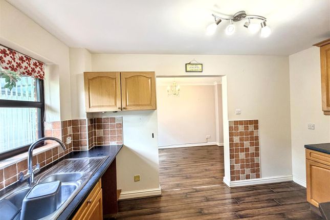 64, Owl Way, Huntingdon photo 4