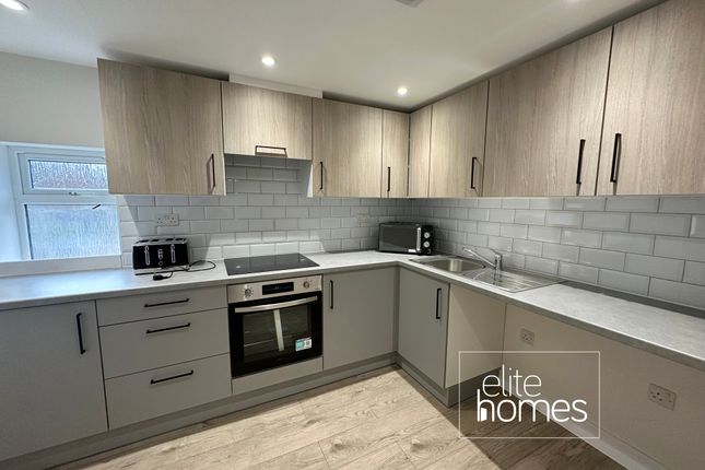 70, Oakmere Avenue, Potters Bar photo 5