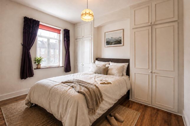 33, Brunswick Park Road, London photo 5