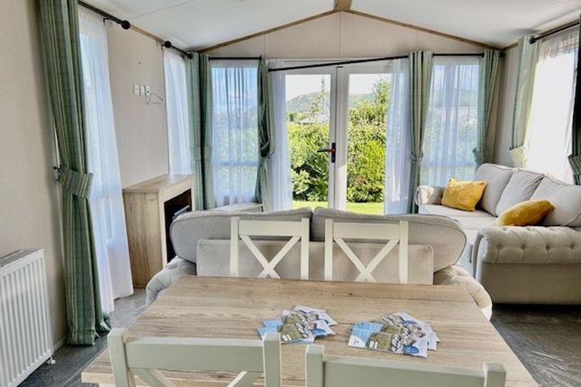 Caravan, Pall Mall Holiday Park, Tywyn photo 2
