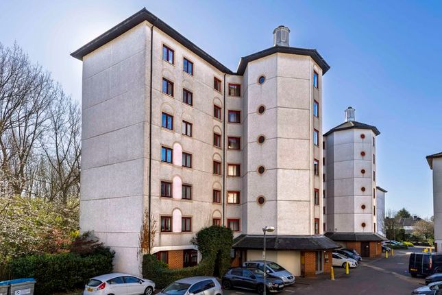 Flat for sale in Eleanor Way, Waltham Cross