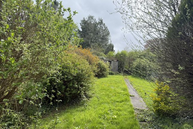 51, Heol Y Garreg Las, Llandeilo photo 3
