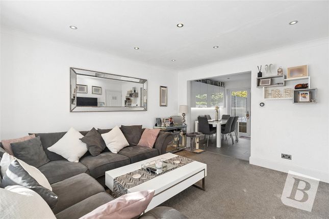 12, Burr Close, Basildon photo 4