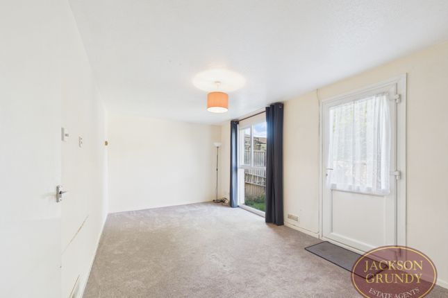 3, Collmead Court, Northampton photo 3