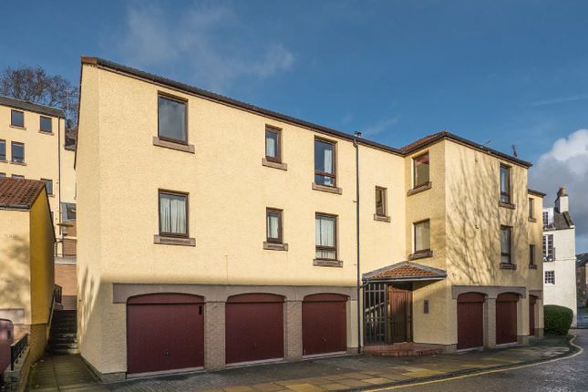 Flat to rent in Damside, Edinburgh