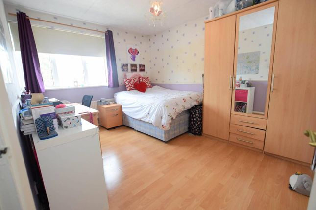 Thumbnail Maisonette to rent in Beckway Street, Elephant And Castle, London