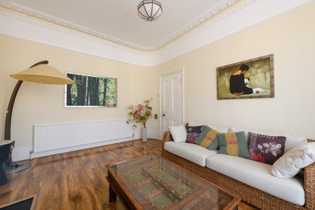 27 Clarendon Road, Leytonstone, London photo 4