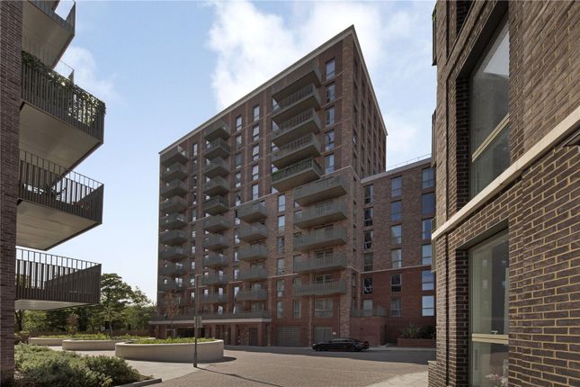 Thumbnail Flat to rent in Chesterton House, Harrow On The Hill