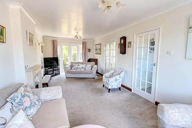 7, Watchet Lane, High Wycombe photo 3