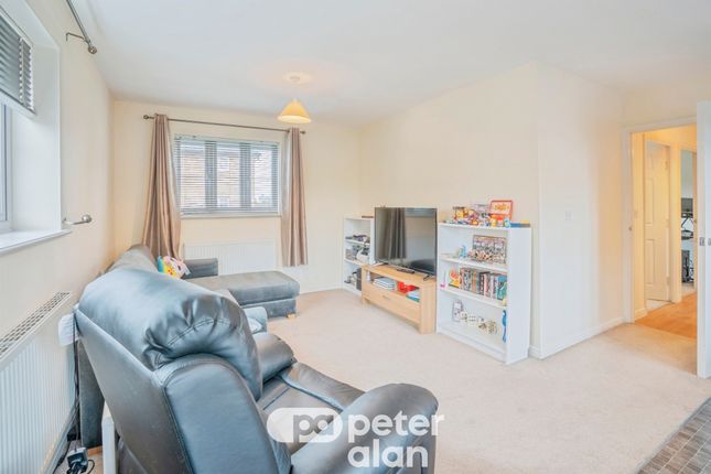 44, Blaen Bran Close, Cwmbran photo 3