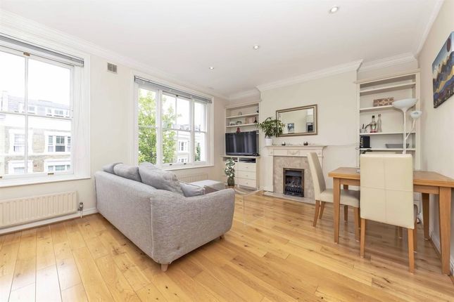 Flat to rent in Kempsford Gardens, London