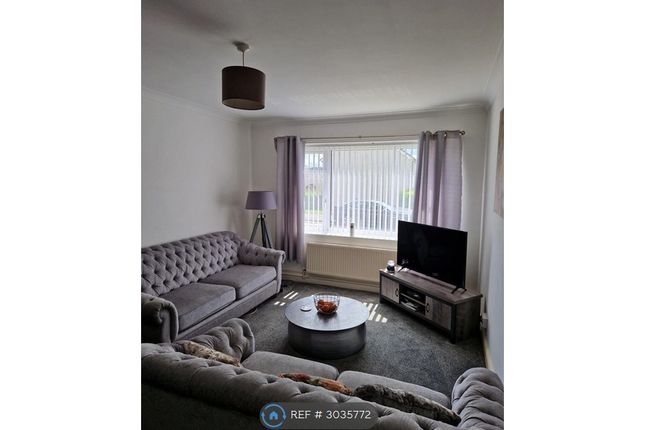Flat, Forth House Roosevelt Drive, Coventry photo 2