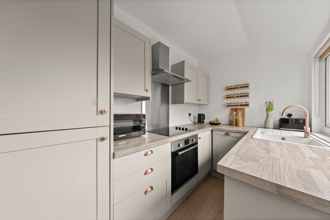 17 Station Road, Warrington photo 3