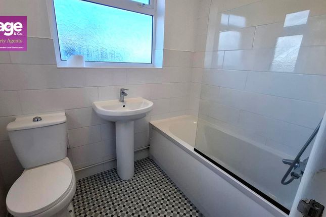 7, Penmaen Road, Blackwood photo 4