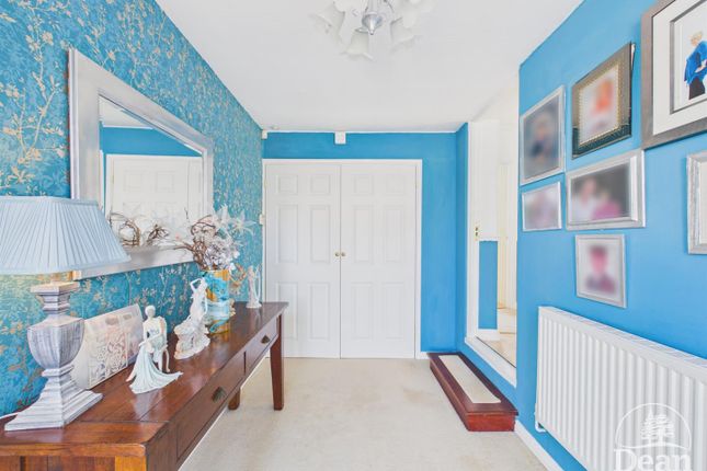 8, Coombs Road, Coleford photo 3