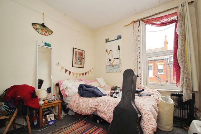 48, Langdale Terrace, Leeds photo 4