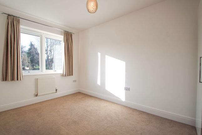 End terrace house for sale in Swanscombe Street, Swanscombe