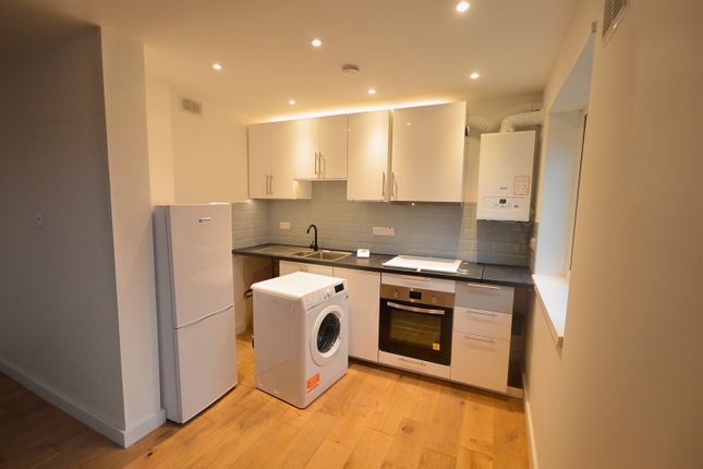 108, Brooklands Road, Sale photo 4