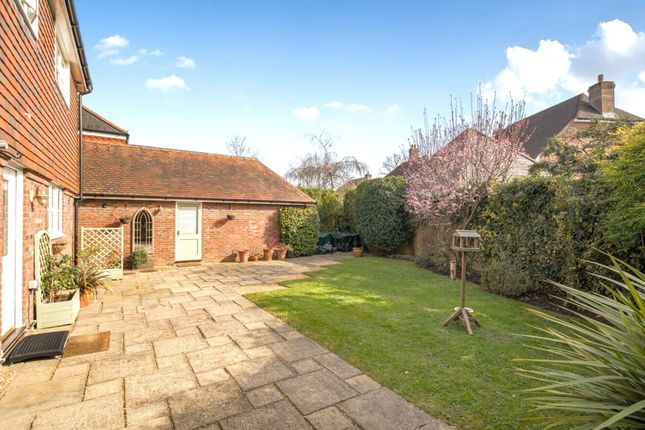 18 Barrow Close, Billingshurst photo 4