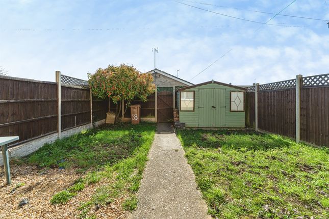33, Smiths Drive, March photo 4