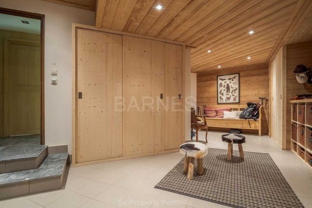 Chalet for sale in Combloux, French Alps, France