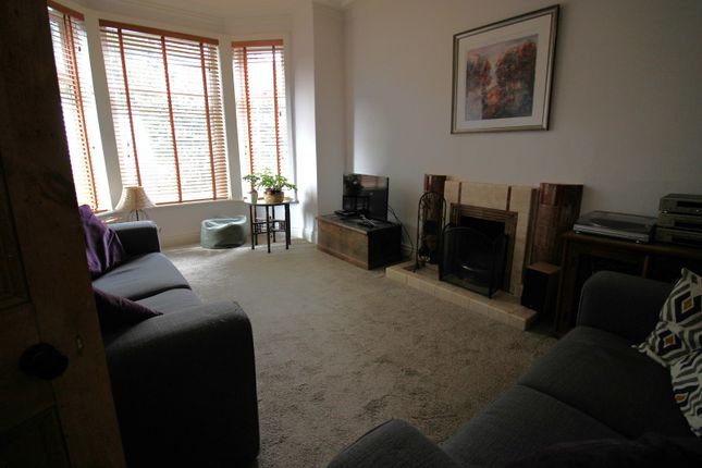 16, Ollerton Avenue, Old Trafford photo 4