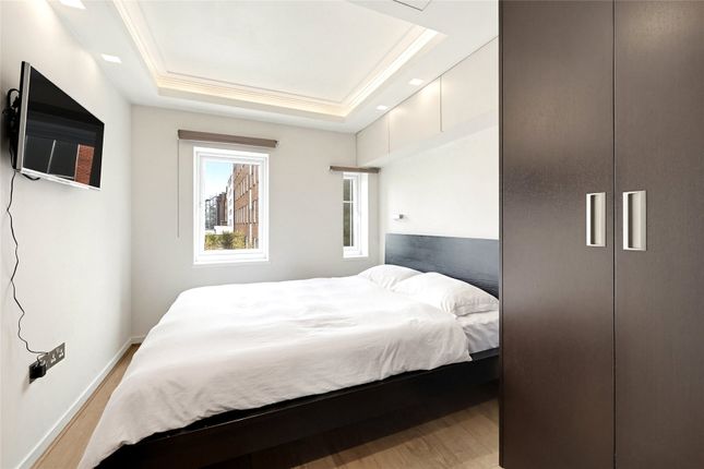 Flat 5, 56, Brompton Square, London photo 4