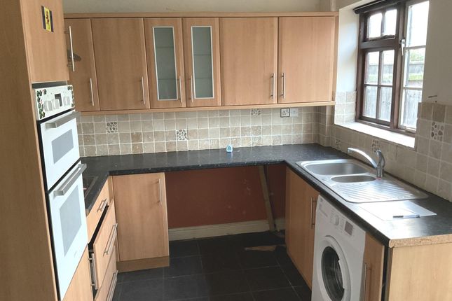 21, Carpenters Way, March photo 2