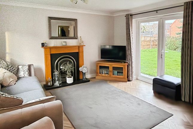 1, Buttercup Drive, Bourne photo 4