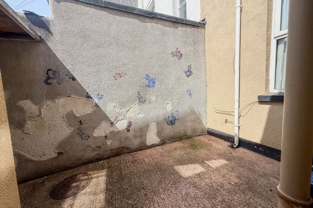 Room 1, EXMOUTH photo 5