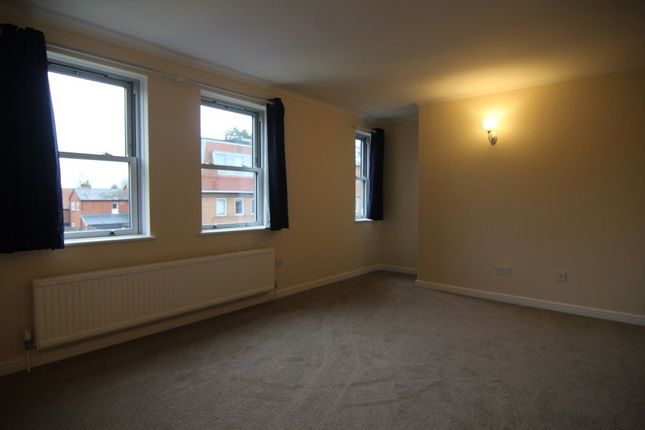 4, Osborne Court, Osborne Road photo 2