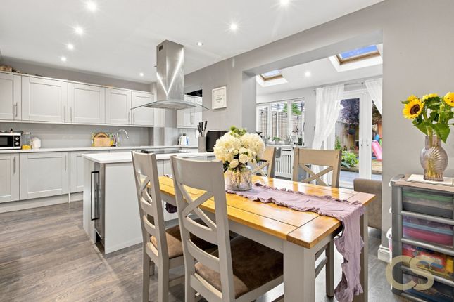 85 Barrow Lane, Cheshunt, Hertfordshire photo 4
